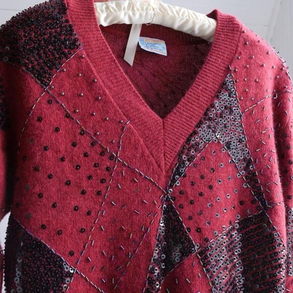 Burgundy angora blend sweater with black beading and sequins‎ - Picture 2 of 7